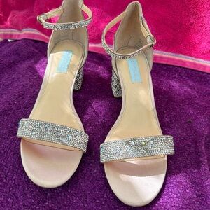 Betsey Johnson silver Rhinestone Ankle-Strap Block Heel Sandals size 10 women’s